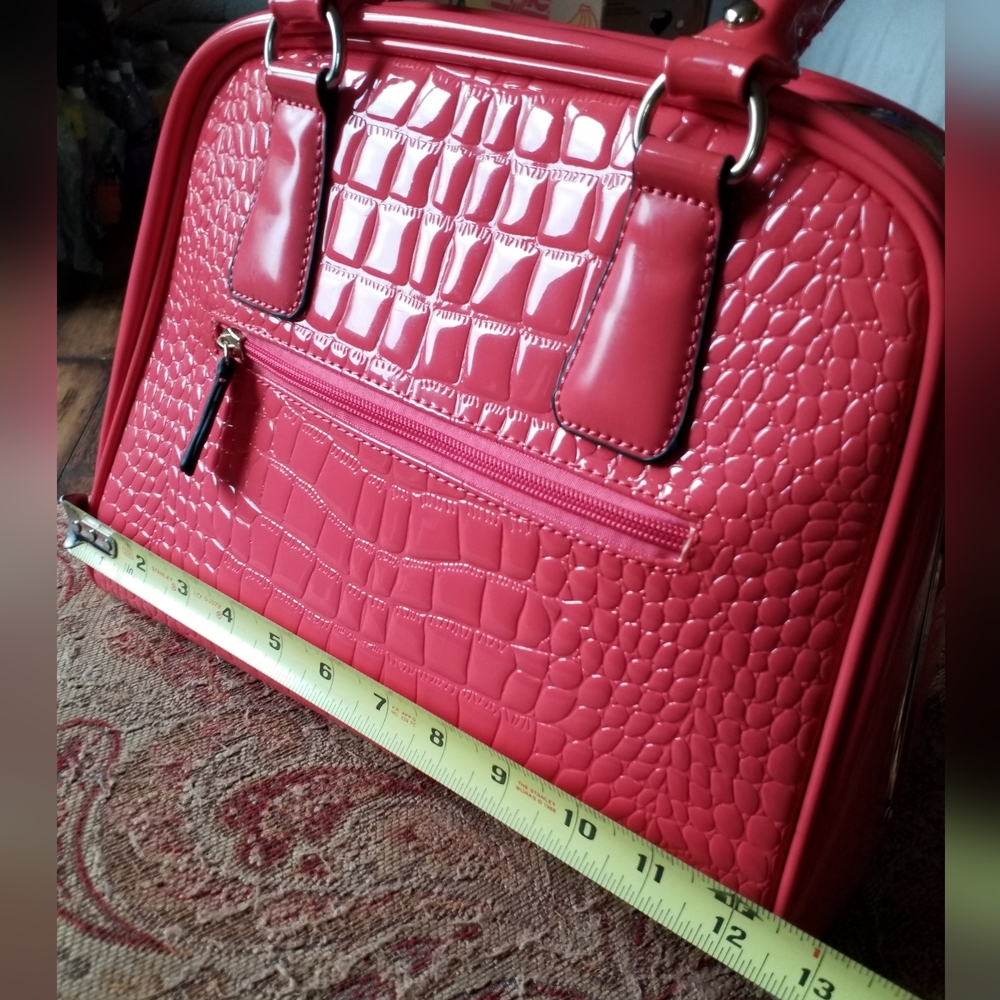 "Doctor Style"  Pebble Patent Leather Handbag